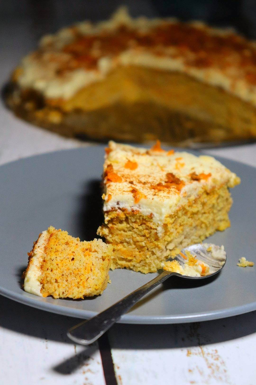 LCHF Morotskaka med citronfrosting