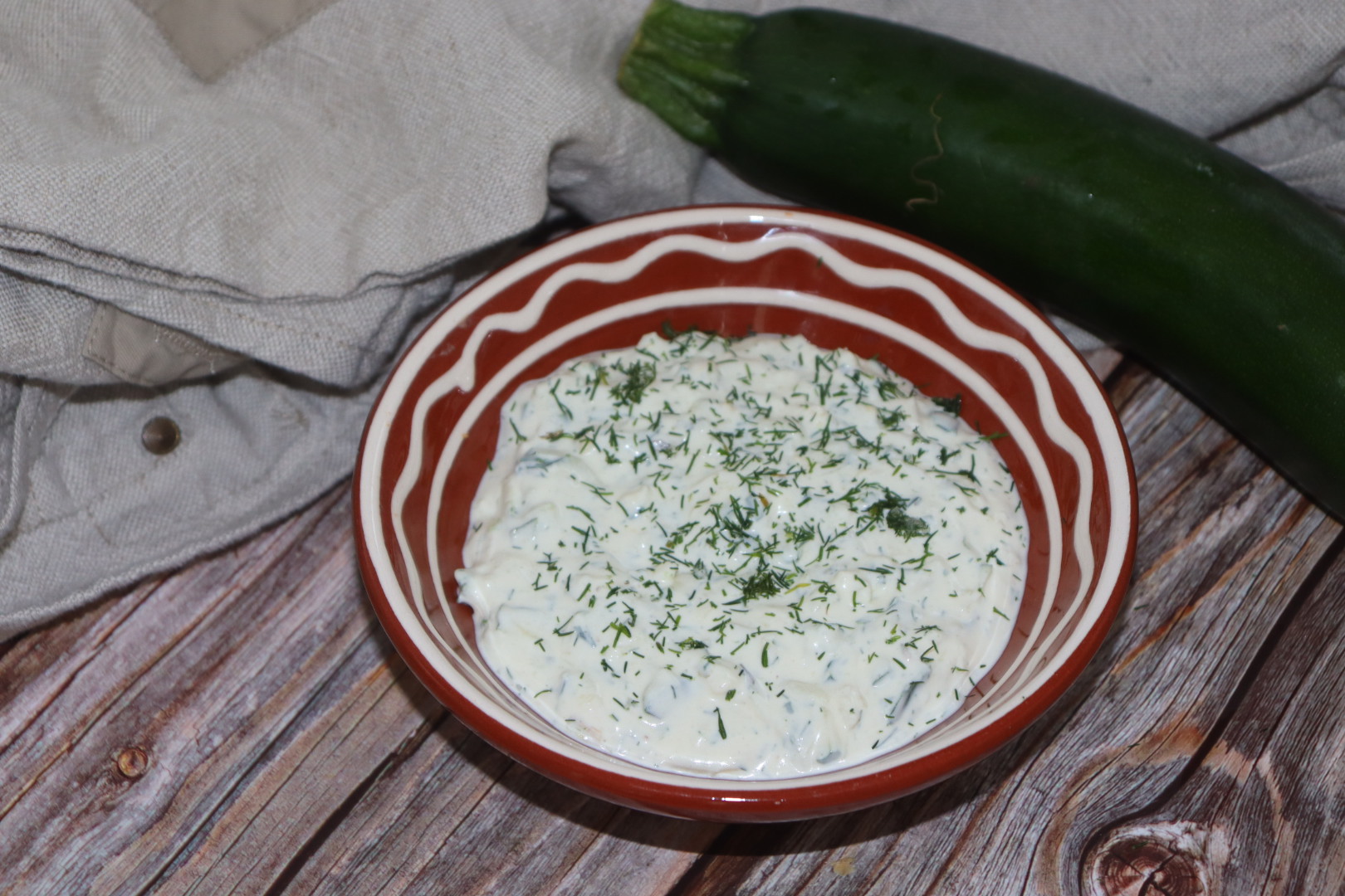 Tzatziki på zucchini