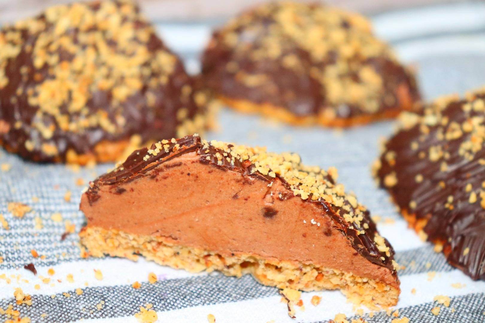 LCHF Hasselnötsbiskvier