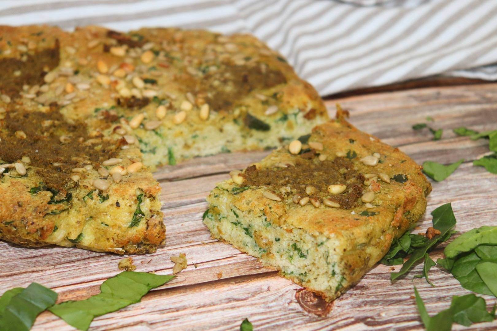 LCHF Halloumi Pesto focaccia