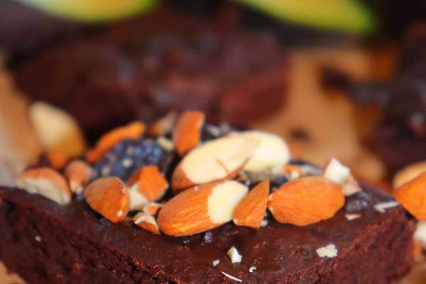 Avokado brownies