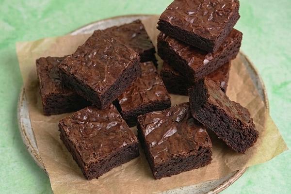 Browniet kolmella ainesosalla